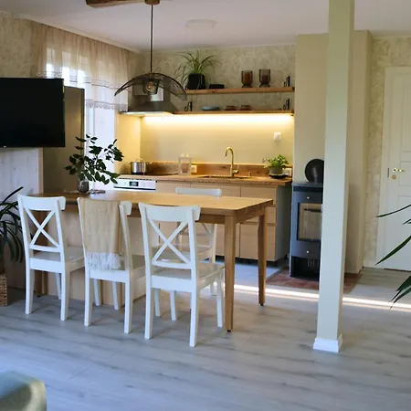 Retrovisiit Kirsi, Tiina Ja Roosi *