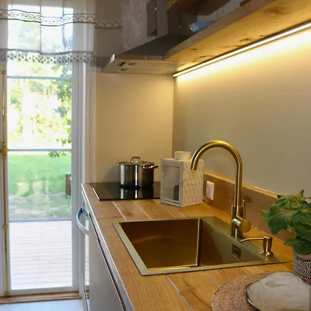 Retrovisiit Kirsi, Tiina Ja Roosi